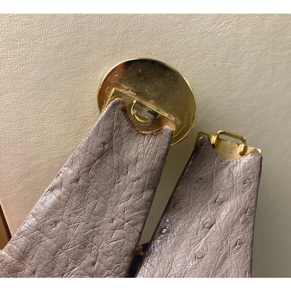 Judith Leiber Incredible Grey Ostrich Leather Belt Gold Roman Cameo Onyx Buckle - Picture 8 of 8